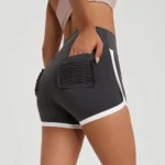 Calções de fitness com bolso desportivo