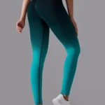 Leggings desportivas coloridas com efeito push-up e degradê