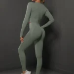 Conjunto desportivo push up, leggings e top curto - BodySculpt