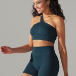Conjunto desportivo - calções e sutiã de uma alça
