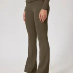Leggings de cintura alta e corte evasê modeladoras - eva