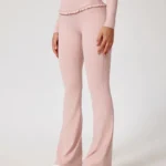 Leggings de cintura alta e corte evasê modeladoras - eva