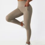 Leggings com bolso lateral push-up