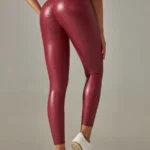 Leggings imitação de couro com efeito push-up