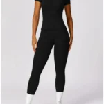 Conjunto desportivo com leggings e t-shirt - powerliftgirl