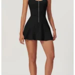 Conjunto desportivo com saia-calção - elegância