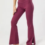 Leggings largas com fenda e cintura alta