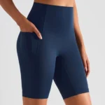 Calções desportivos compridos com bolso