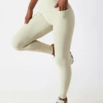 Leggings com bolso lateral push-up