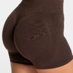Calções desportivos para mulher com efeito push-up e barriga lisa