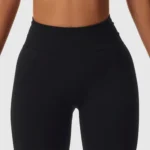 Calções desportivos de comprimento médio com efeito push-up