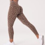 Leggings desportivas com padrão leopardo push-up (sem costuras)