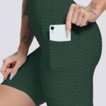 Calções desportivos modeladores com efeito push-up e bolsos
